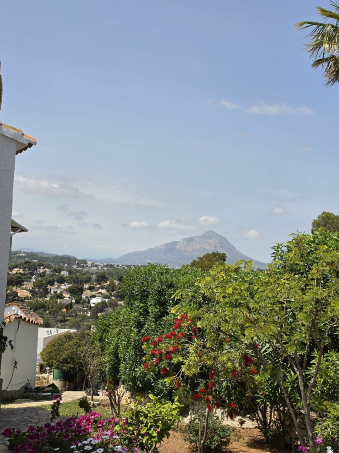 Charming villa in the prestigious area of Balcón al Mar, Jávea.