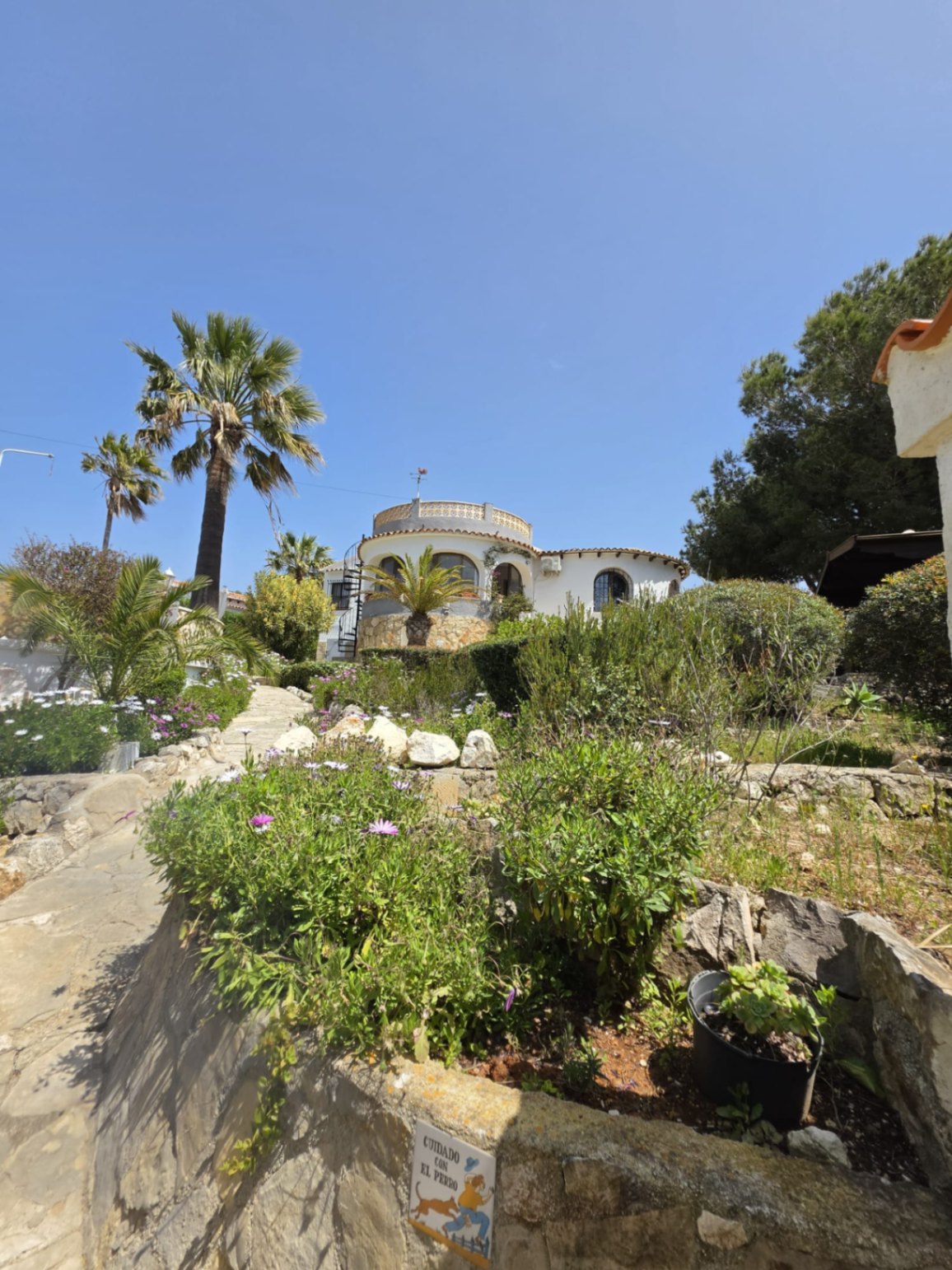 Charming villa in the prestigious area of Balcón al Mar, Jávea.