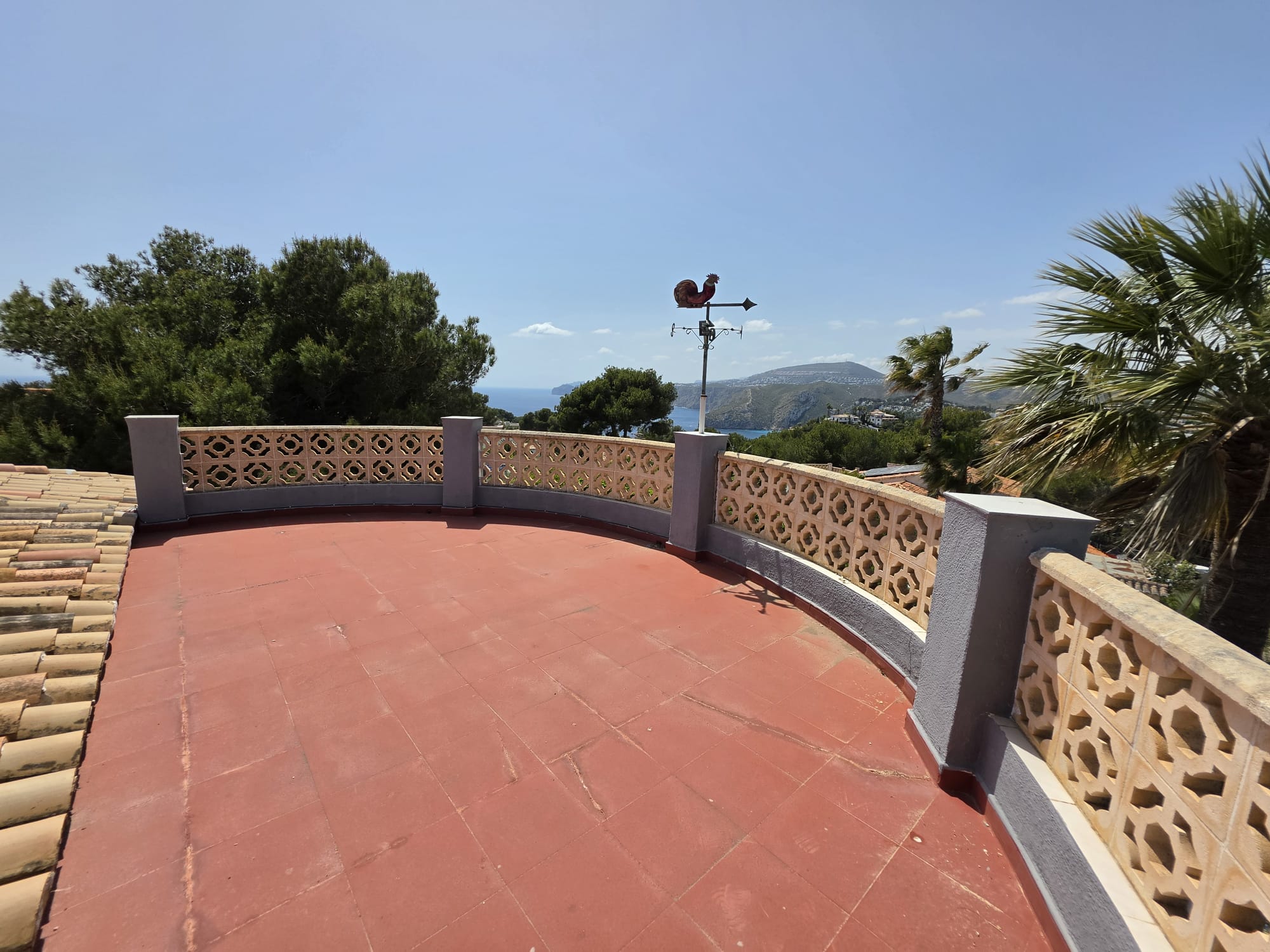 Charming villa in the prestigious area of Balcón al Mar, Jávea.