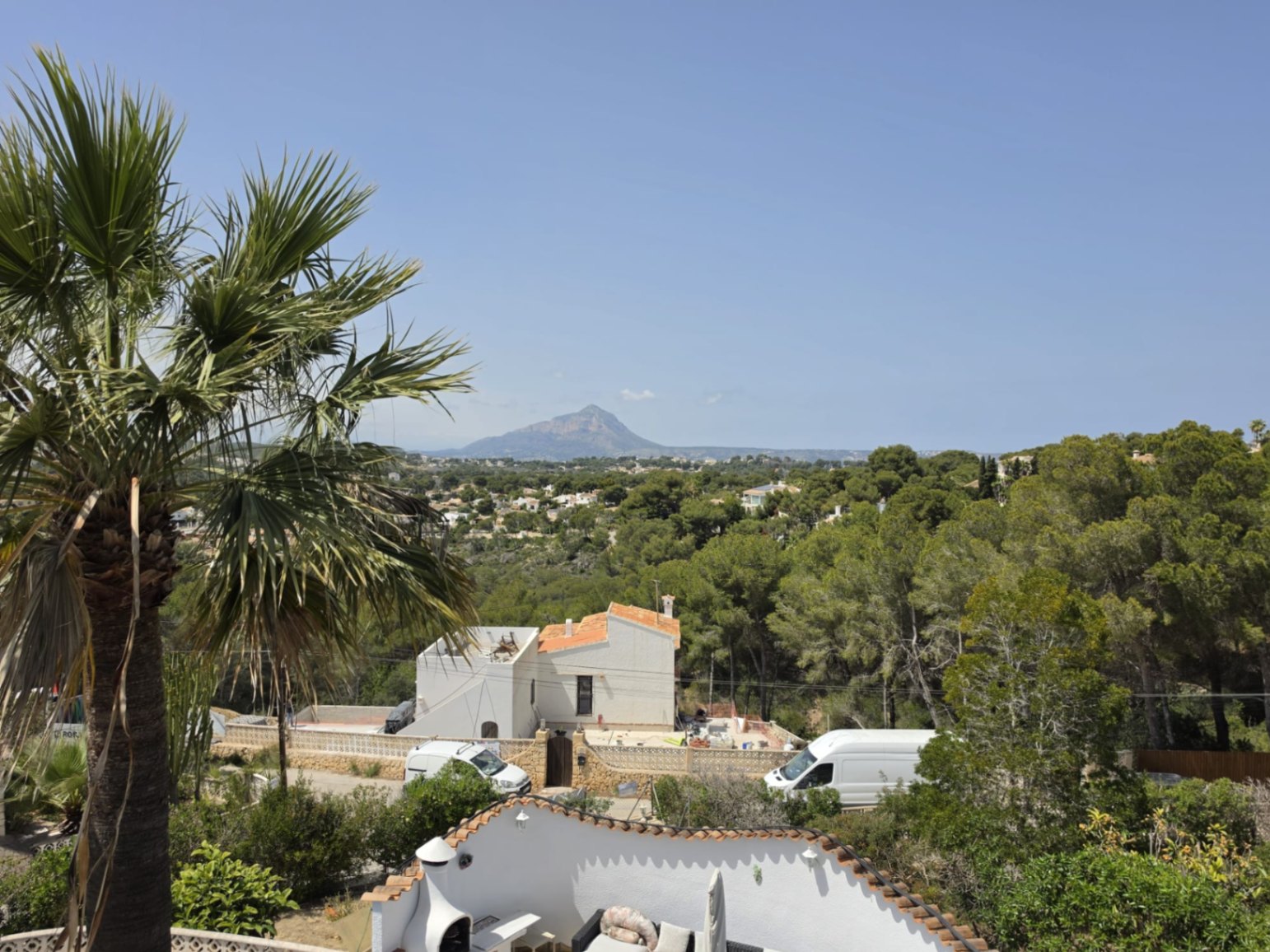 Charming villa in the prestigious area of Balcón al Mar, Jávea.