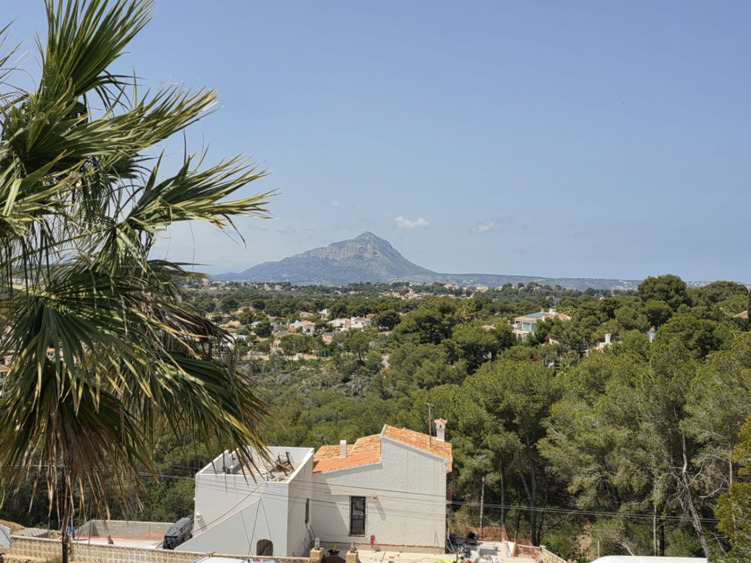 Charming villa in the prestigious area of Balcón al Mar, Jávea.