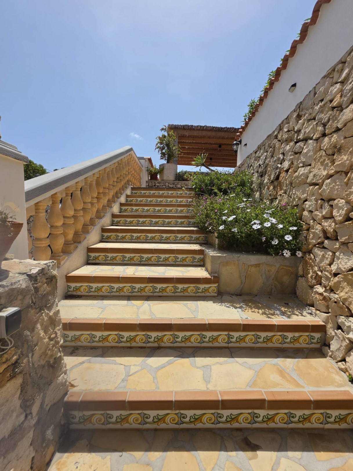 Charming villa in the prestigious area of Balcón al Mar, Jávea.