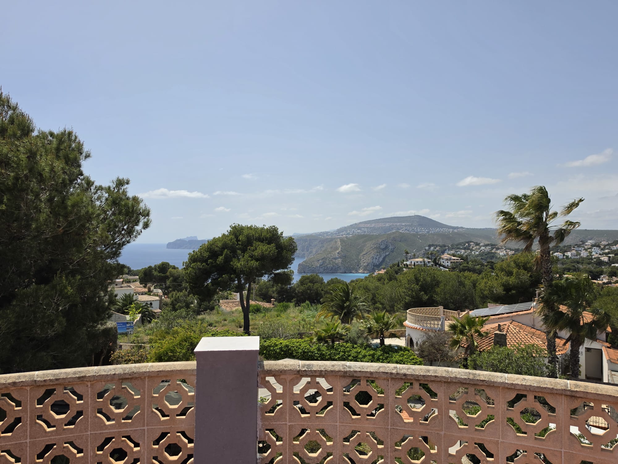Charming villa in the prestigious area of Balcón al Mar, Jávea.